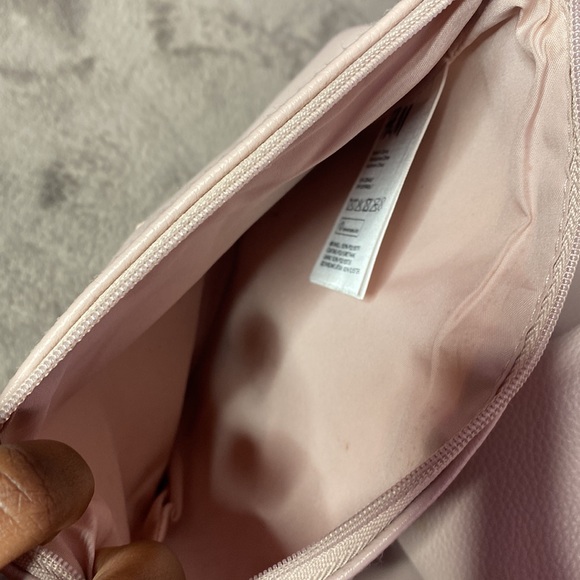 Pink Drawstring Crossbody Shoulder Bag Purse - Picture 6 of 6